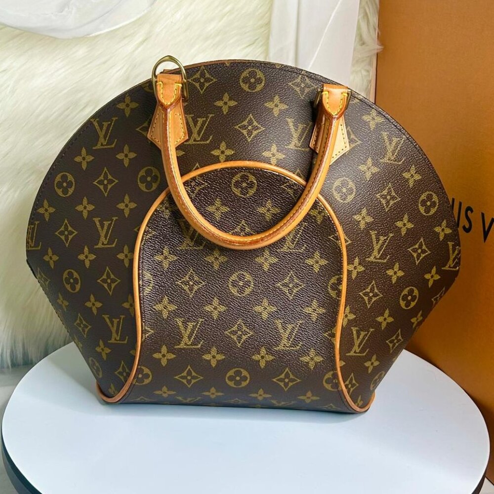 💎✨Beautiful✨💎Authentic Louis Vuitton Monogram Ellipse MM Hand Bag
